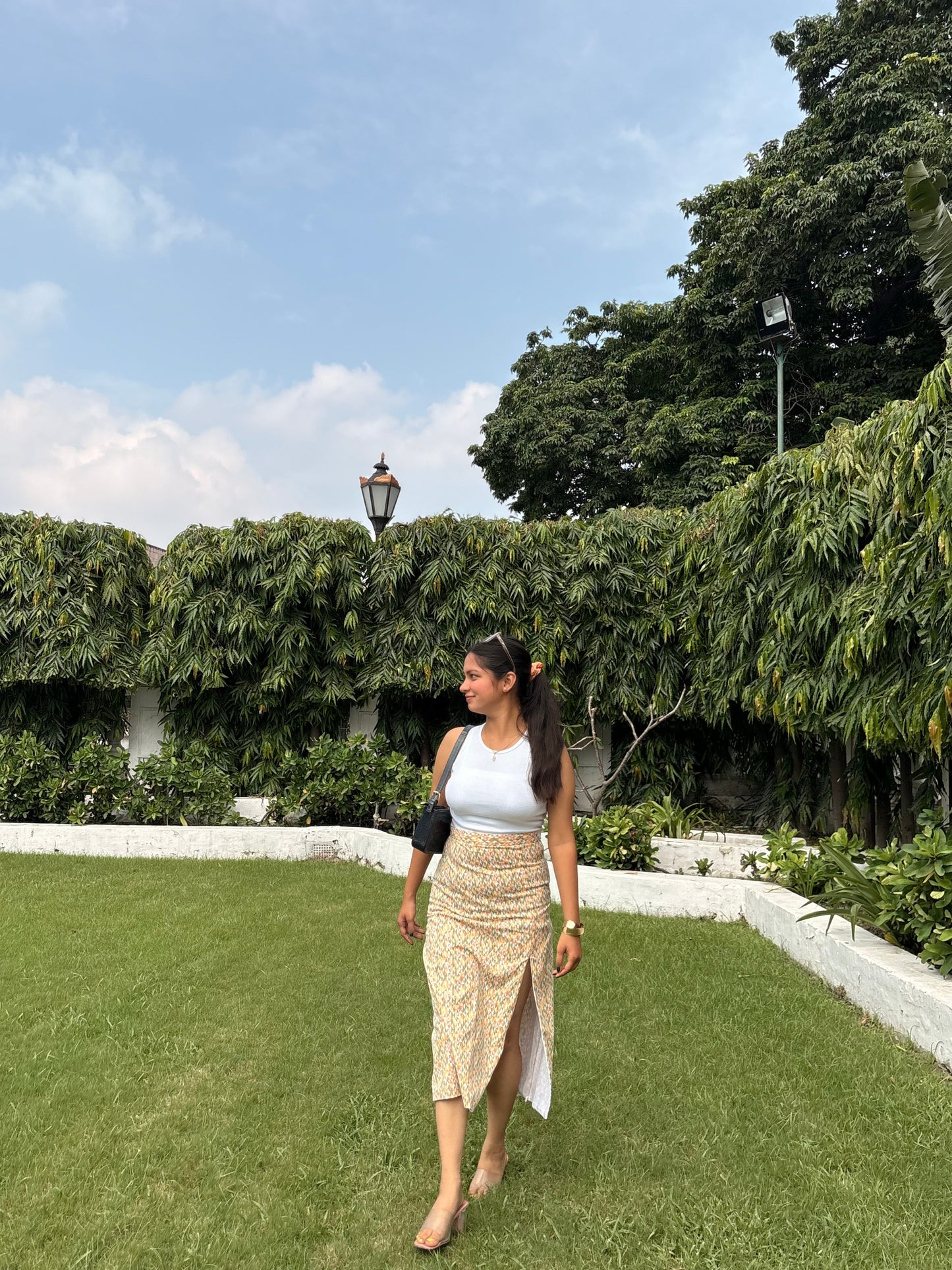 Side slit skirt